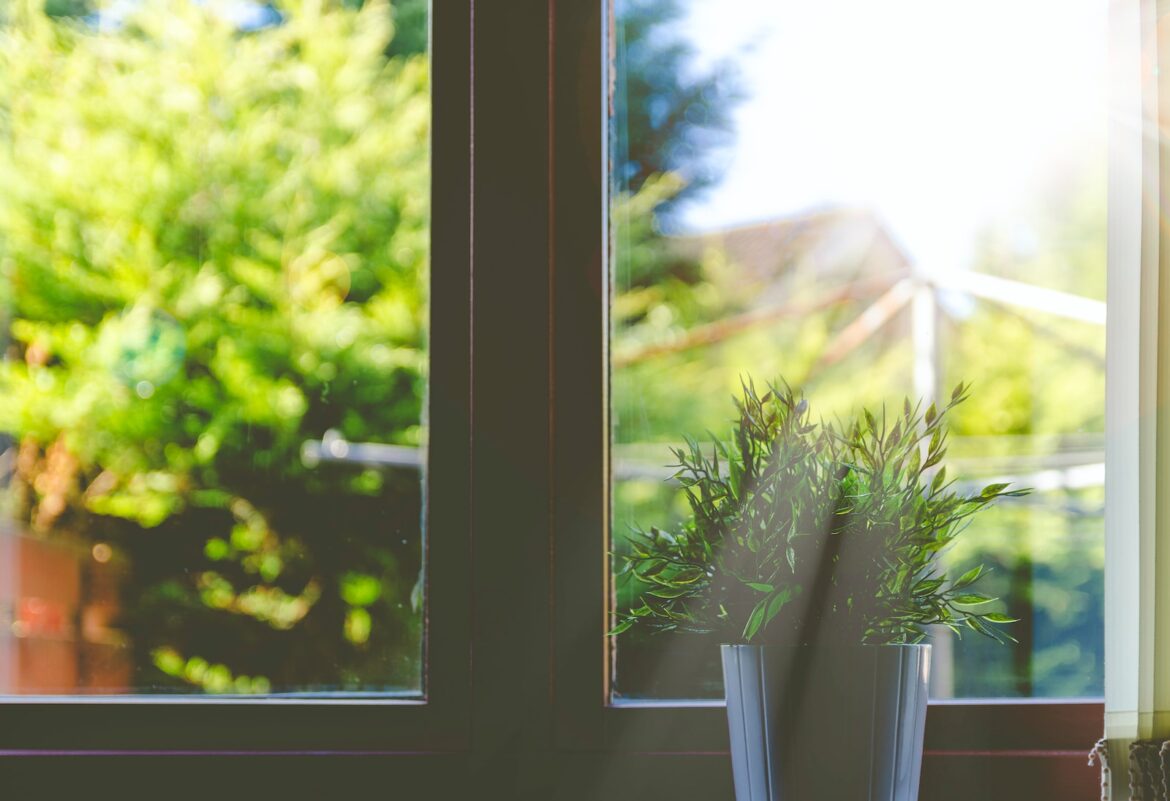 Améliorer le confort et l’efficacité : L’avantage Aluplast dans les fenêtres